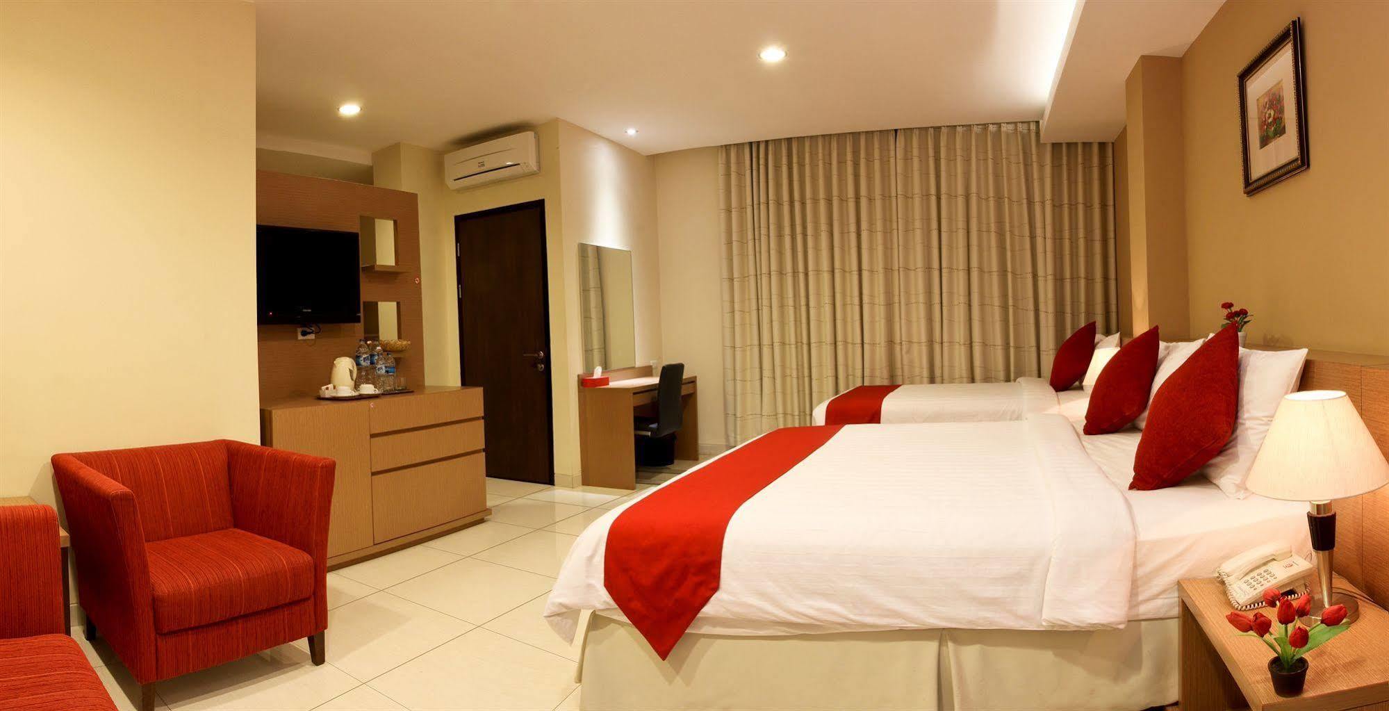 Collection O Pasteur Near Paris Van Java Mall Formerly Sweet Karina Bandung Exterior foto